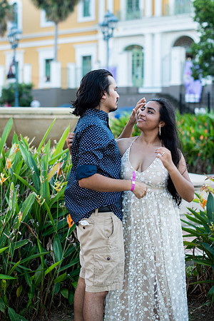 Surprise Engagement inside el Morro