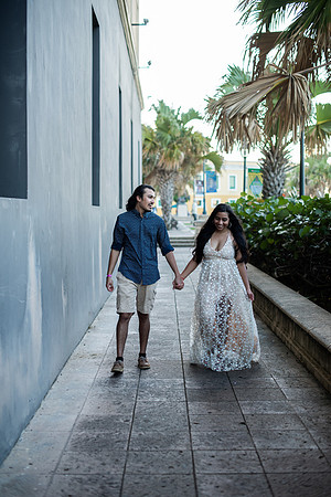 Surprise Engagement inside el Morro