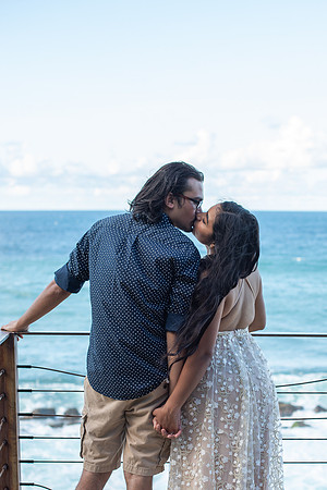 Surprise Engagement inside el Morro