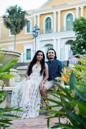 Surprise Engagement inside el Morro