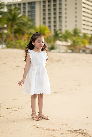 Family Session in Courtyard Marriott San Juan