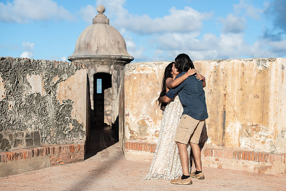 Surprise Engagement inside el Morro