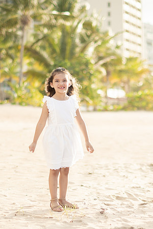 Family Session in Courtyard Marriott San Juan