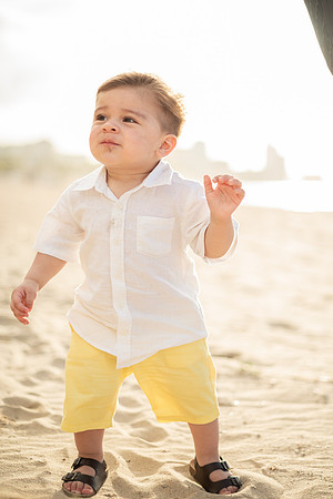 Family Session in Courtyard Marriott San Juan