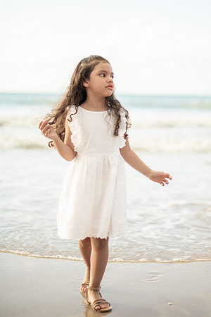 Family Session in Courtyard Marriott San Juan