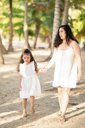 Family Session in Courtyard Marriott San Juan