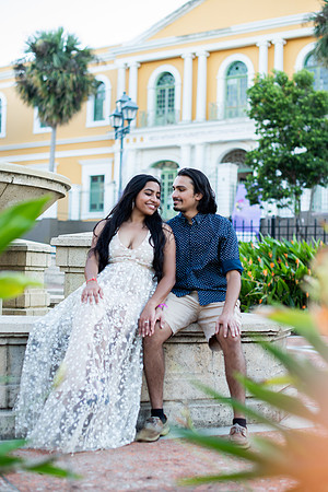 Surprise Engagement inside el Morro