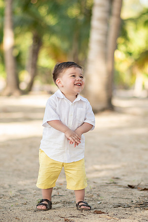 Family Session in Courtyard Marriott San Juan